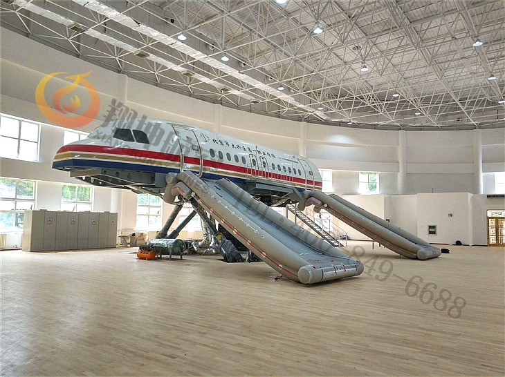 空乘服务训练舱 空乘服务训练舱